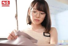 SSNI-942 没有眼镜就看不到！大近视架乃ゆら其实是个心机女！-沐风文化