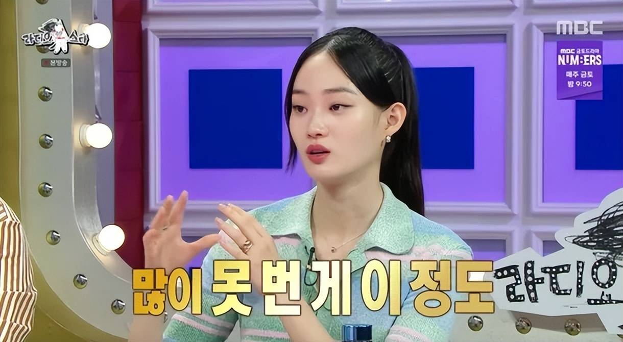 年薪10亿韩元女模特,公开与宋慧乔的初见,和Jennie变亲密的原因-沐风文化